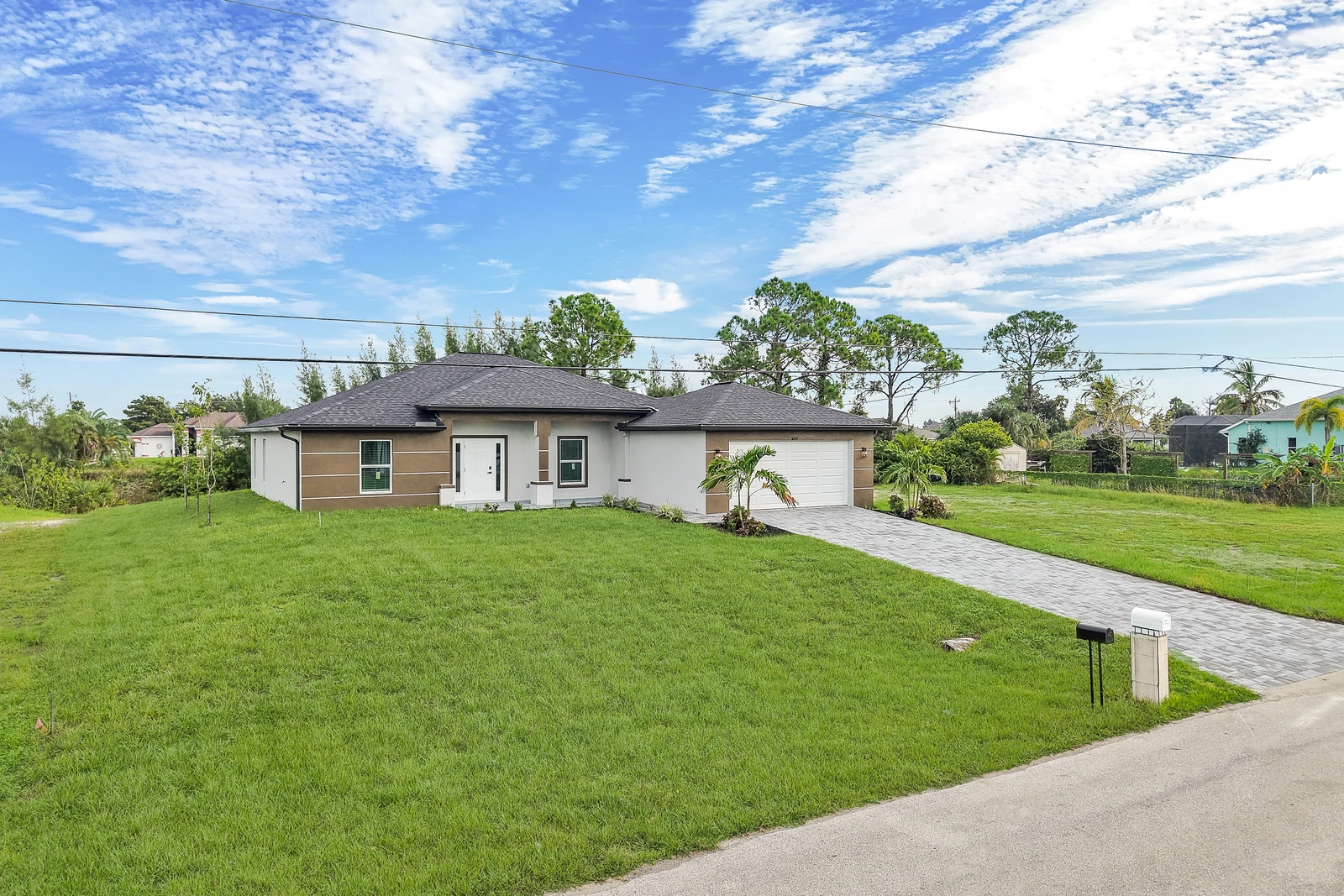 1619 NE 36th Ln exterior