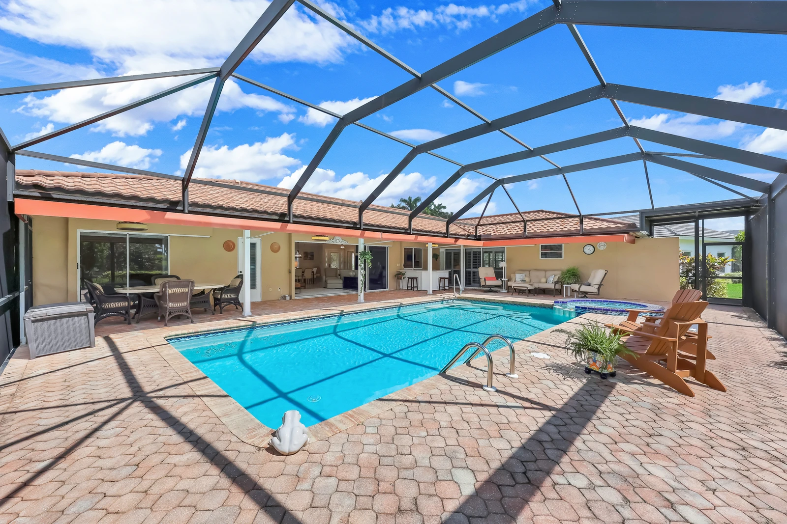 1950 Imperial Golf Course Blvd exterior