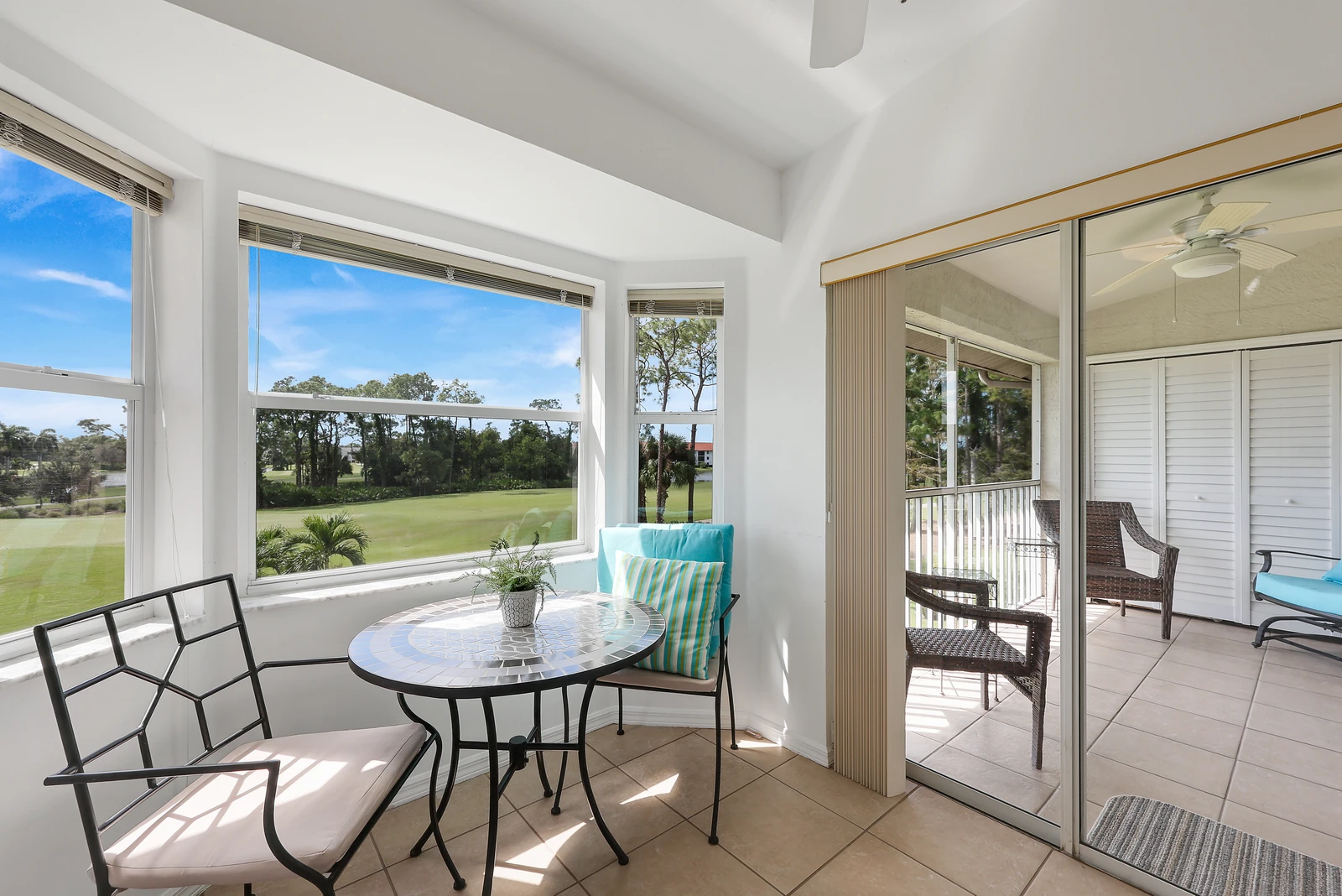 7360 Glenmoor Ln, Unit 4303 exterior